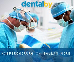 Kieferchirurg in Ballan-Miré